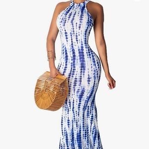 Long beautiful halter maxi dress stretchy and comfortable